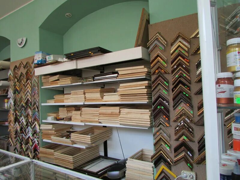 магазин художник на чернышевского казань. наталья сафиуллина казань художник. галереи искусств в нижнем новгороде. магазин художник казань. лавка художника казань.