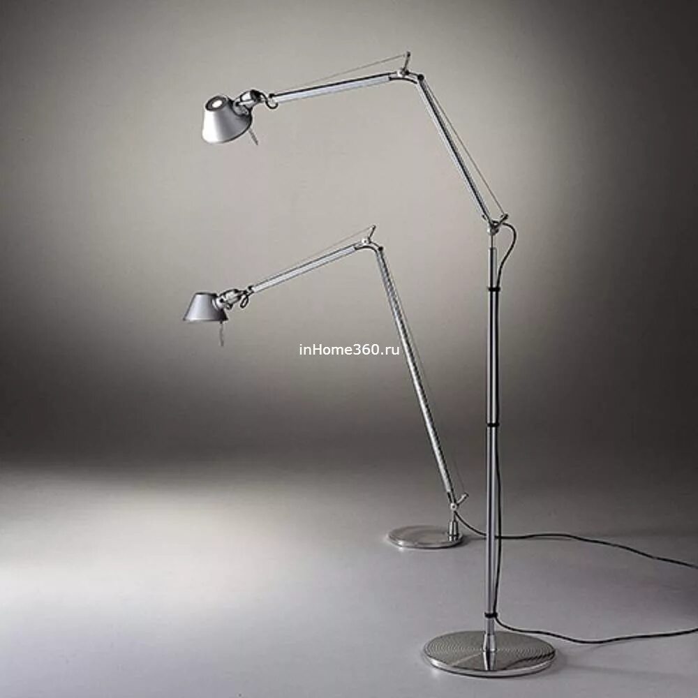 Лампа напольная на колесиках. Tolomeo Artemide торшер. Artemide Tolomeo напольная лампа. ТОЛОМЕО светильник настенный. Рабочая лампа Artemide.