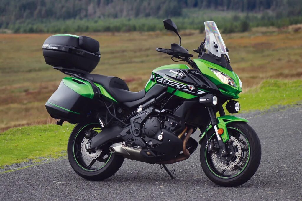 Купить версус 650. Kawasaki Versys 650. Kawasaki версус 650. Kawasaki Versys 650 2019. Kawasaki Versys 650 2017.