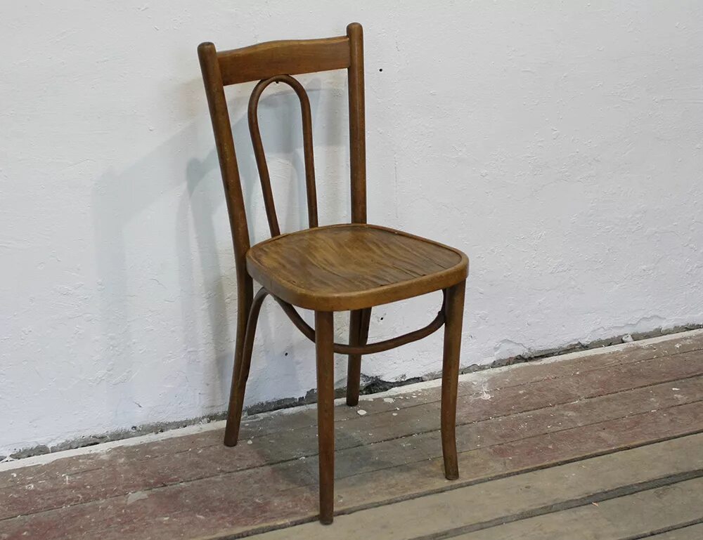 Стулья 1850 -- 1917. Старинный стул. Дореволюционные стулья. Стул исторический.