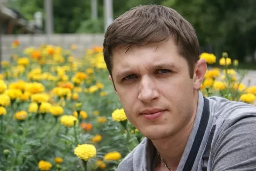 Мужчина с сайта знакомств без фото