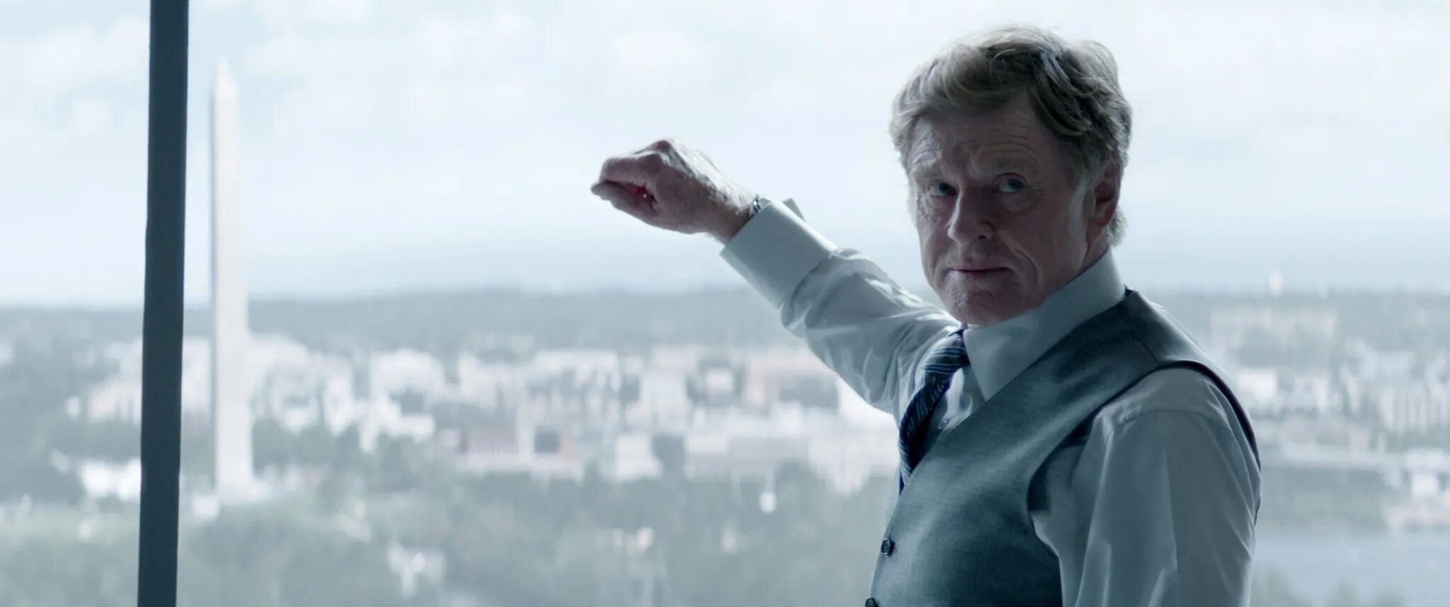 Alexander pierce. Александр пирс мстители. Александр пирс марвел. Роберт редфорд первый мститель. Alexander pierce метель.