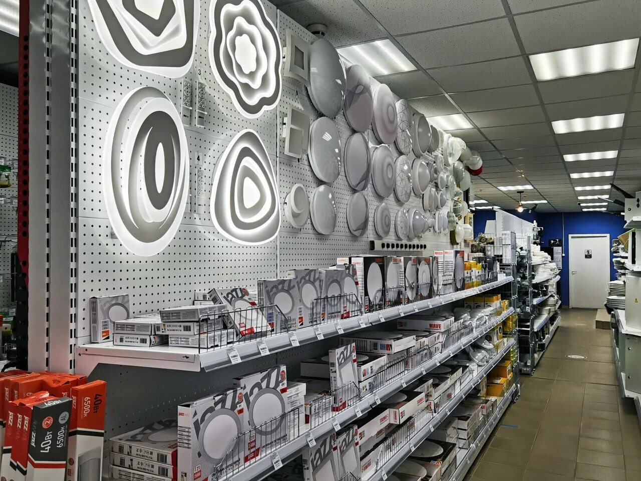 магазин электрик смоленск краснинское шоссе. электротовары в новгороде. магазин электротоваров. электротовары в новгороде. электротовары тверь.