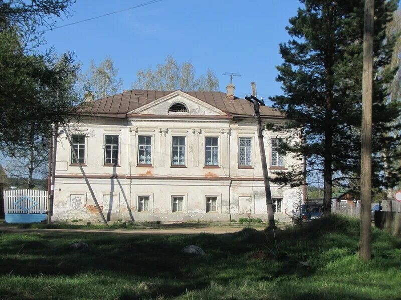 Погода яренск архангельской области. Краеведческий музей Яренск. Город Яренск Архангельской области. Село Яренск Архангельской области. Поселок Яренск.