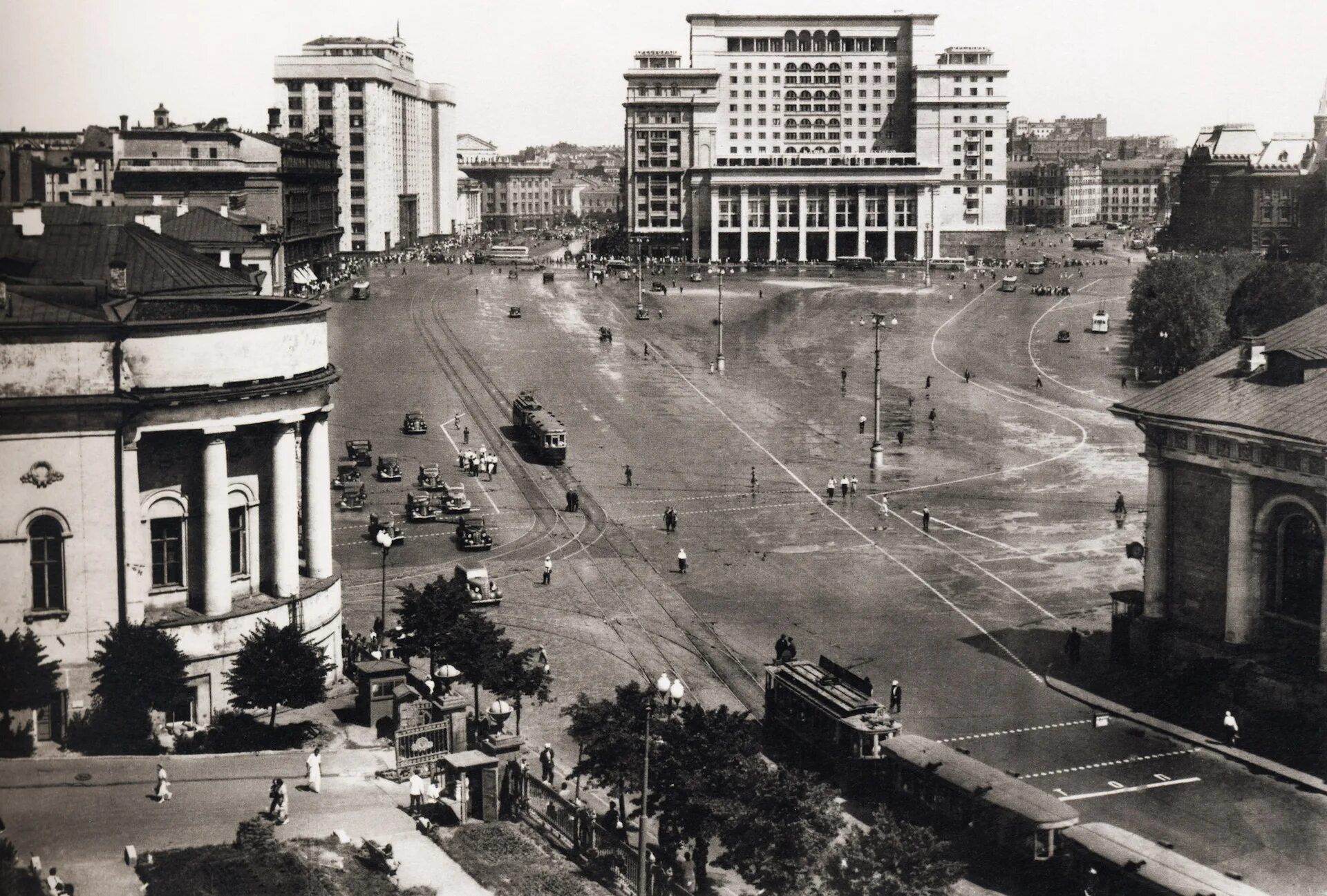 Манежная площадь 1930. Улицы москвы 1930 годов