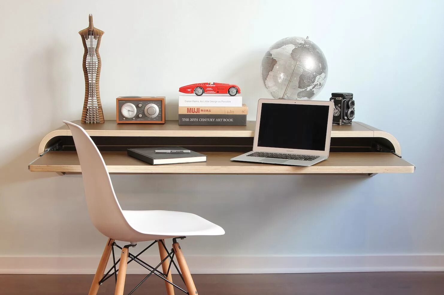 Table desk. Настенный стол Minimal Wall Desk. Дизайнерский компьютерный стол. Необычный компьютерный стол. Необычный письменный стол.