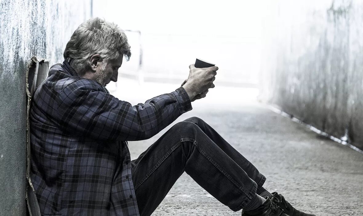 сон быть бедным. бездомный безработный. нищие. сон быть бедным. бездомный бизнесмен.