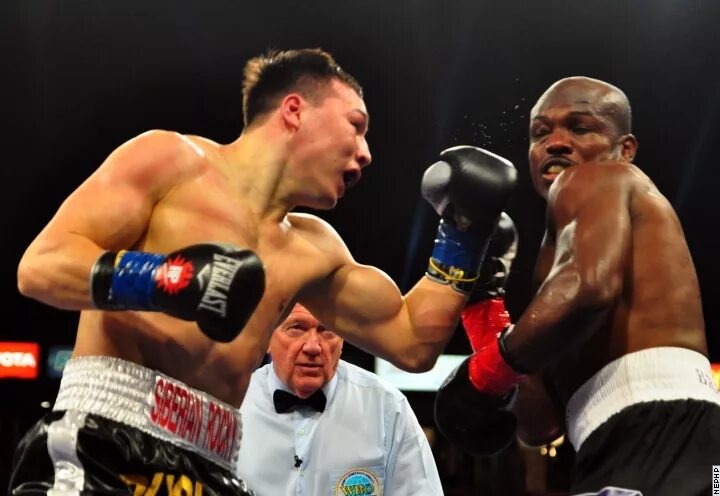 Бой руслана проводникова с тимоти брэдли. Руслан проводников манси. Проводников брэдли. Бокс бой тимоти брэдли руслан проводников. Джон оуэнс боксер.