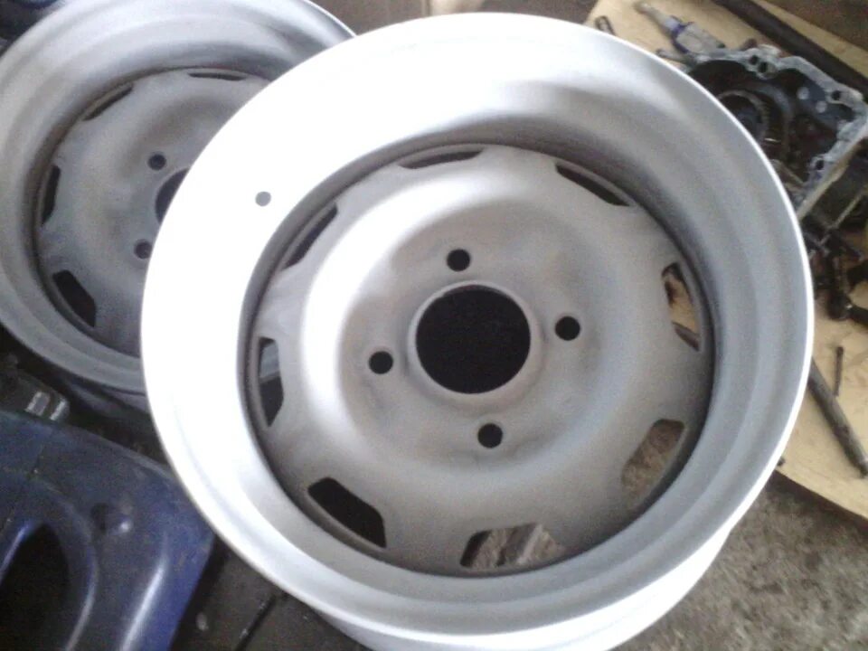 Разболтовка на дэу матиз r13. Разболтовка ваз 2110 r13. Матиз резина r14. Диск колеса ваз 2110. Разболтовка колесных дисков ваз 2110 r14.