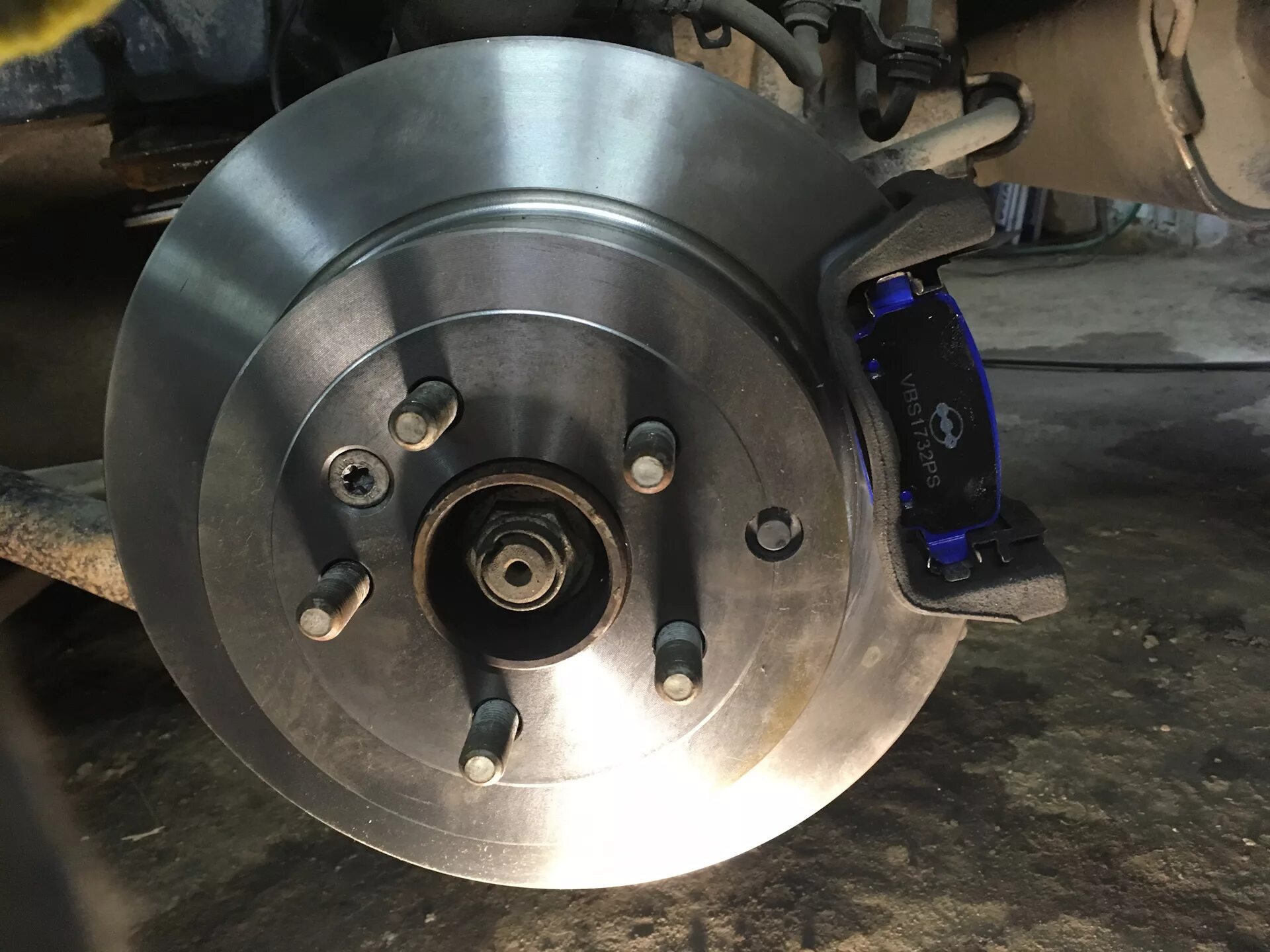 Sdb000646. тормозной диск ленд ровер. диск тормозной ленд ровер фрилендер 2. тормозной диск ленд ровер. тормоза land rover discovery 1.