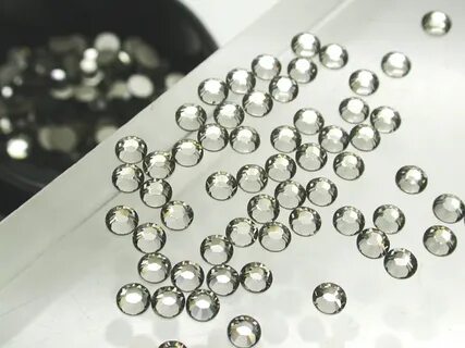 Swarovski 1