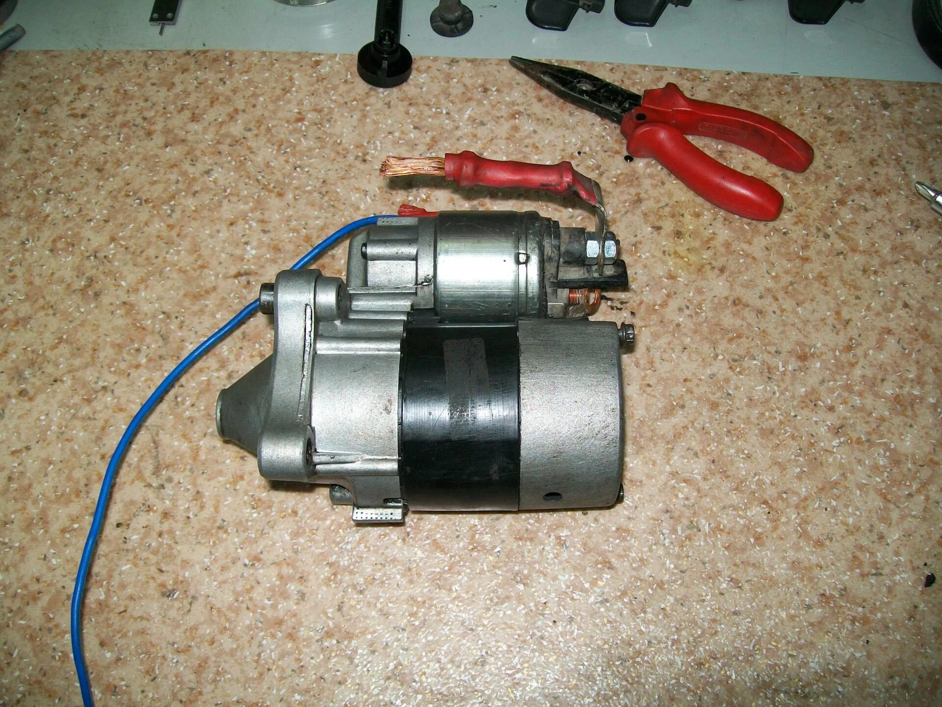 Втягивающее стартера меган 2. Втягивающее стартера меган 2. Реле втягивающий renault logan. 5 dci втягивающее реле. 2 tdci.