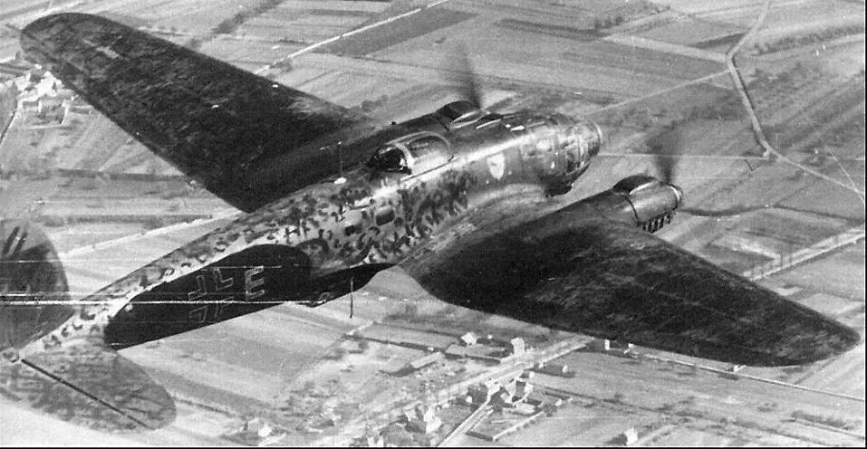 Хейнкель 111 кабина. Камуфляж хейнкель 111. He-111. Хейнкель 111. Kg 55.
