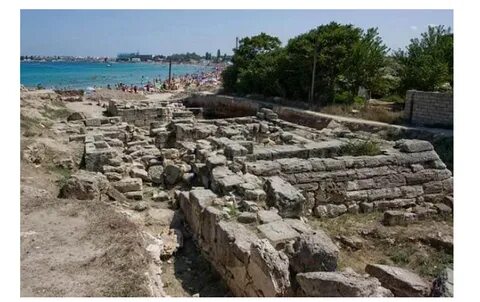 Античный город у черного моря