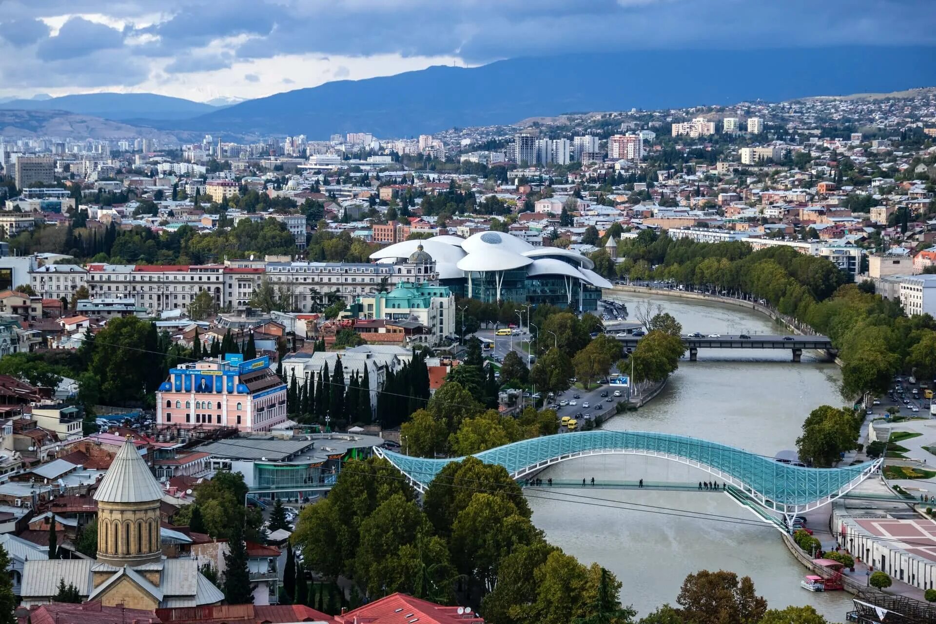 Где город тбилиси. Грузия столица 2021. Грузия Тбилиси достопримечательности. Грузия Тбилиси центр. Тбилиси 2022.