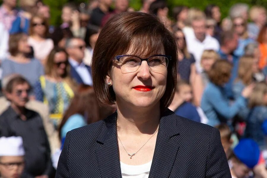 Министр образования трусенева. Трусенева светлана сергеевна. трусенева министр образования калининградской области. трусенева светлана сергеевна министр образования. светлана трусенева калининград биография.