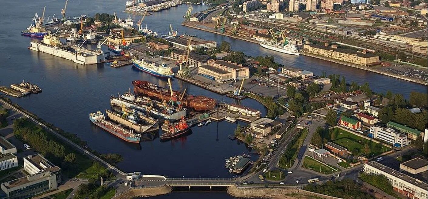 Грузовой порт Санкт-Петербург. Санкт Петербургский морской порт. Морской порт Васильевский остров. Морской грузовой порт Санкт-Петербург. Порт на канале победа