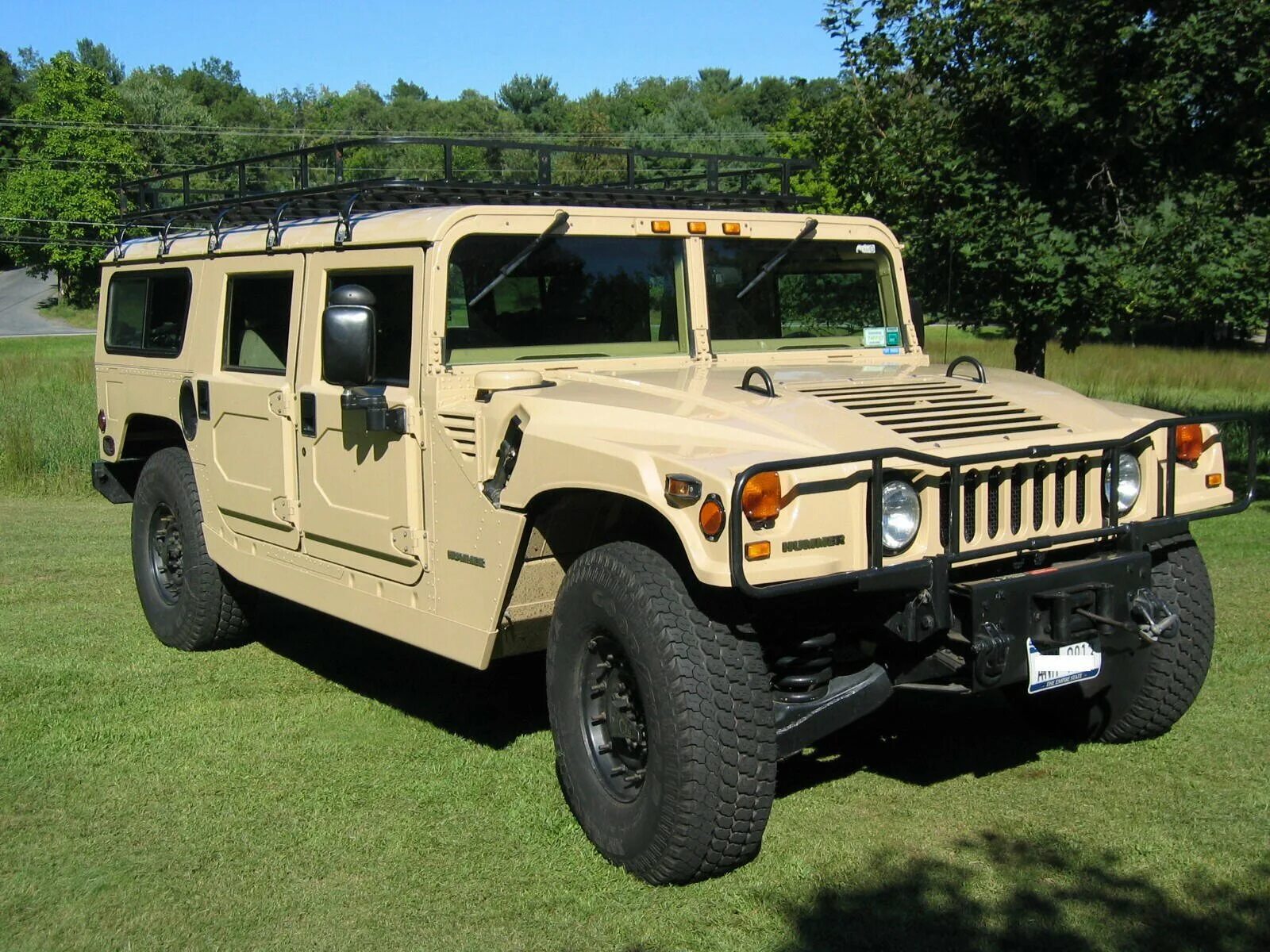 Hummer h1 Humvee. Хаммер h1 армейский. Джип Хаммер h1. Военный джип Hummer h1. Армейские н