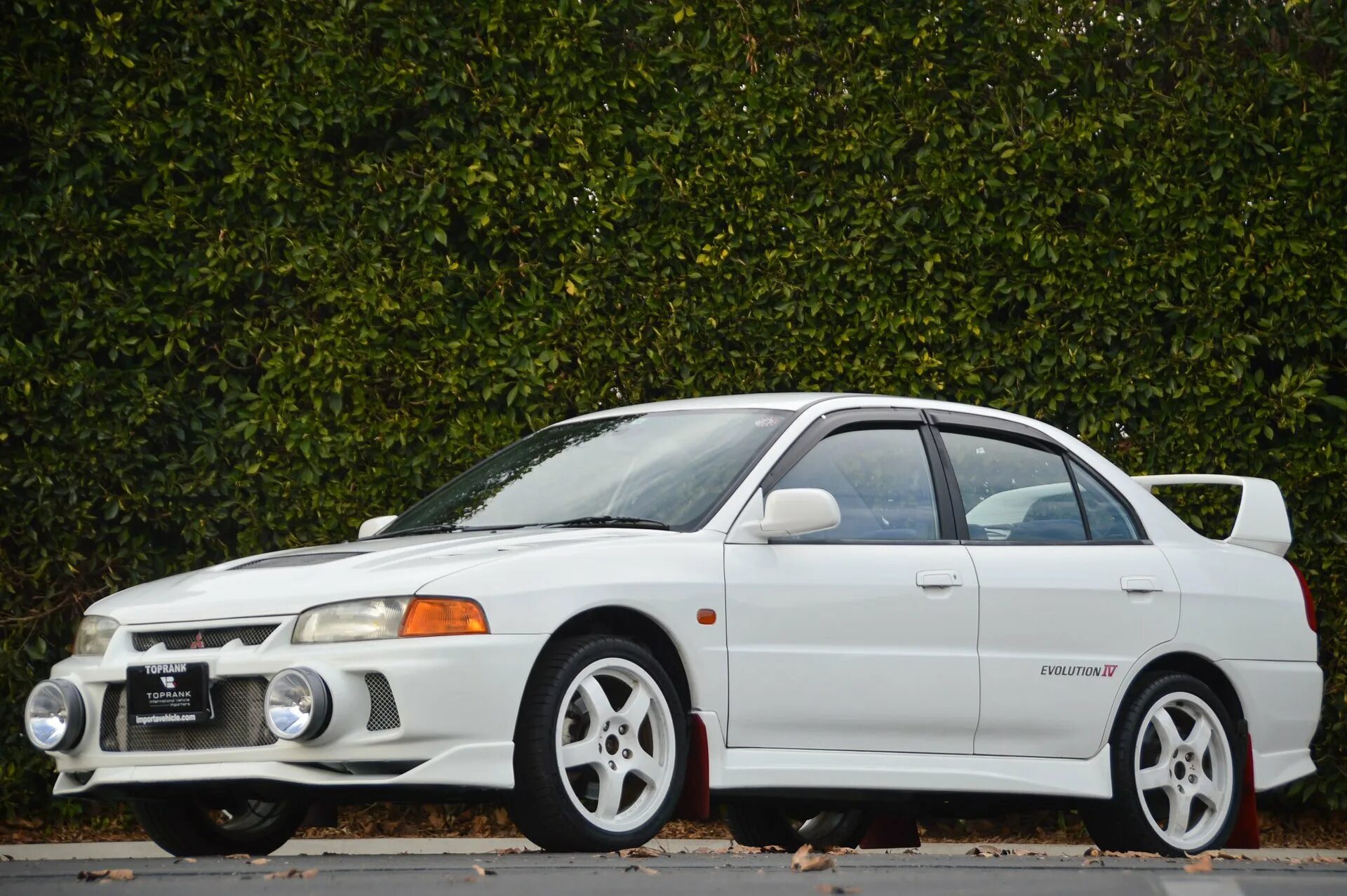 Mitsubishi lancer evolution 1999. 4. Mitsubishi lancer evolution 4. Mitsubishi lancer evolution 4. Mitsubishi evo 4.