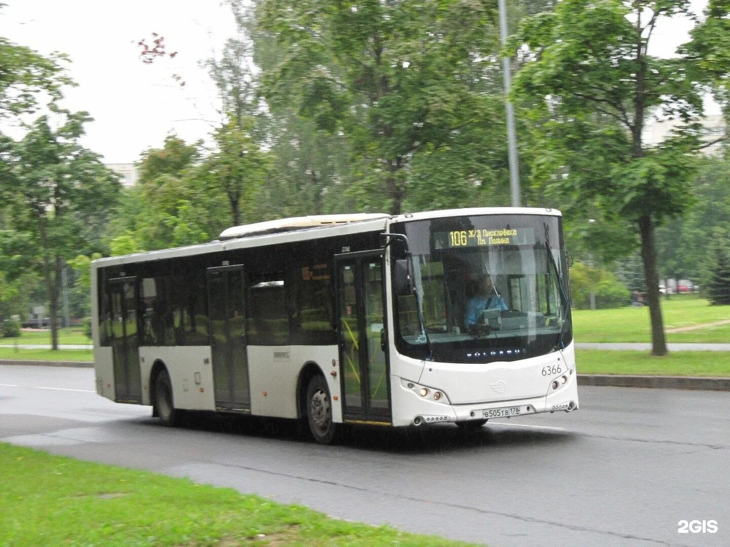 Октябрьский б класс 106 автобус. Автобус 106.