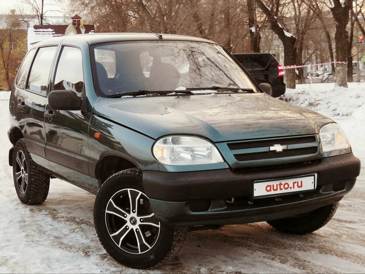 Нива шевроле 2006г. Шевроле нива в красноярске. Цвета шеви нива. Двигатель шевроле нива 2006. Шевроле нива кварц 2007.