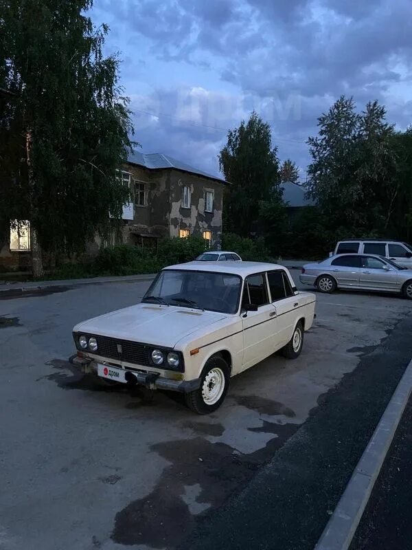 Дром новосибирск ваз 2106. Ваз 2106 1980 года. 2106 какой привод. Дром новосибирск ваз 2106. Ваз 2106 серебро золотой.
