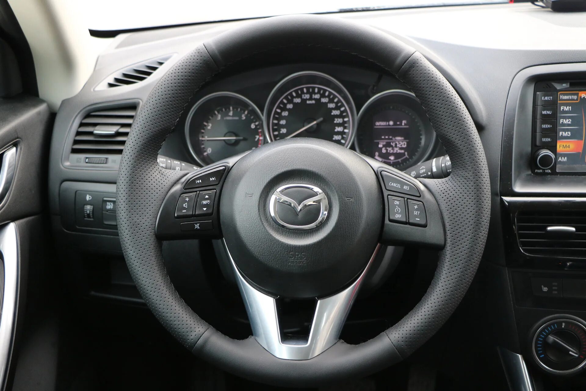 Руль mazda 5. Mazda cx-5 руль 2014. руль мазда сх5 2012. мазда cx5 за рулем. руль от мазда сх5.