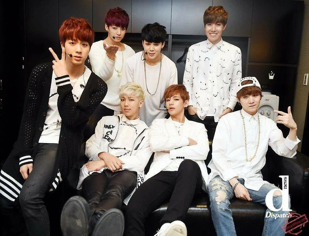 Втс корейская группа. Бтс совместные селфи. Фото группы бтс. Личное бтс. Корейская поп группа бтс.
