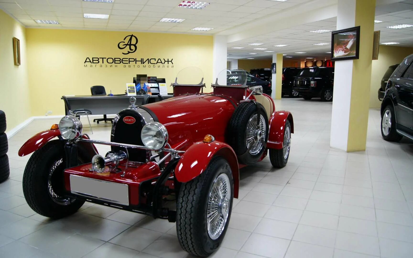Автомагазин на невском мотор. Санкт петербург машина магазин. Автомагазин на невском мотор. Санкт петербург машина магазин. Бутик машина.