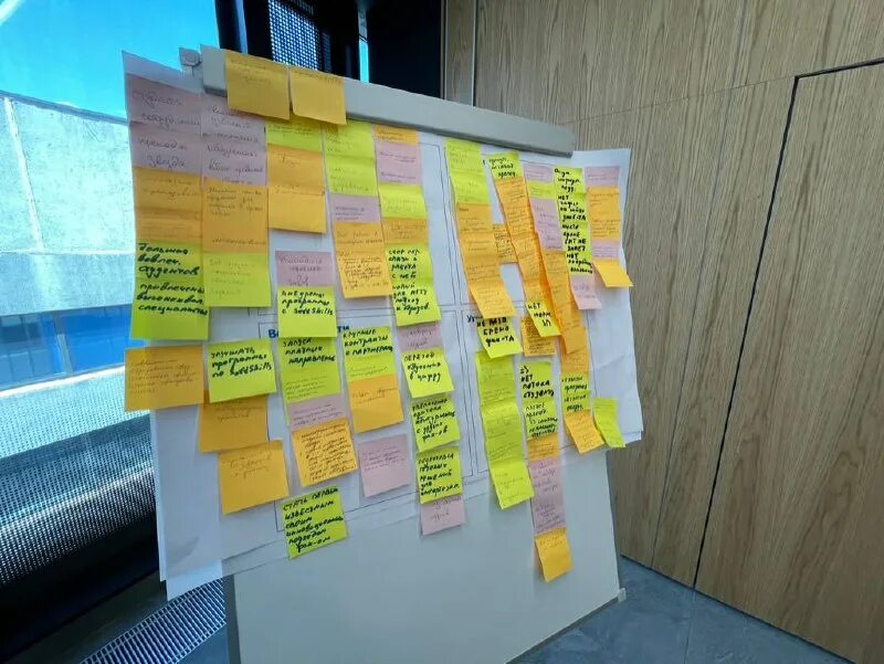 English first школа внутри. лидеры россии 2022. айтайра партия абхазии. факультет бмт мгту им баумана. 2000 год лидер россии.