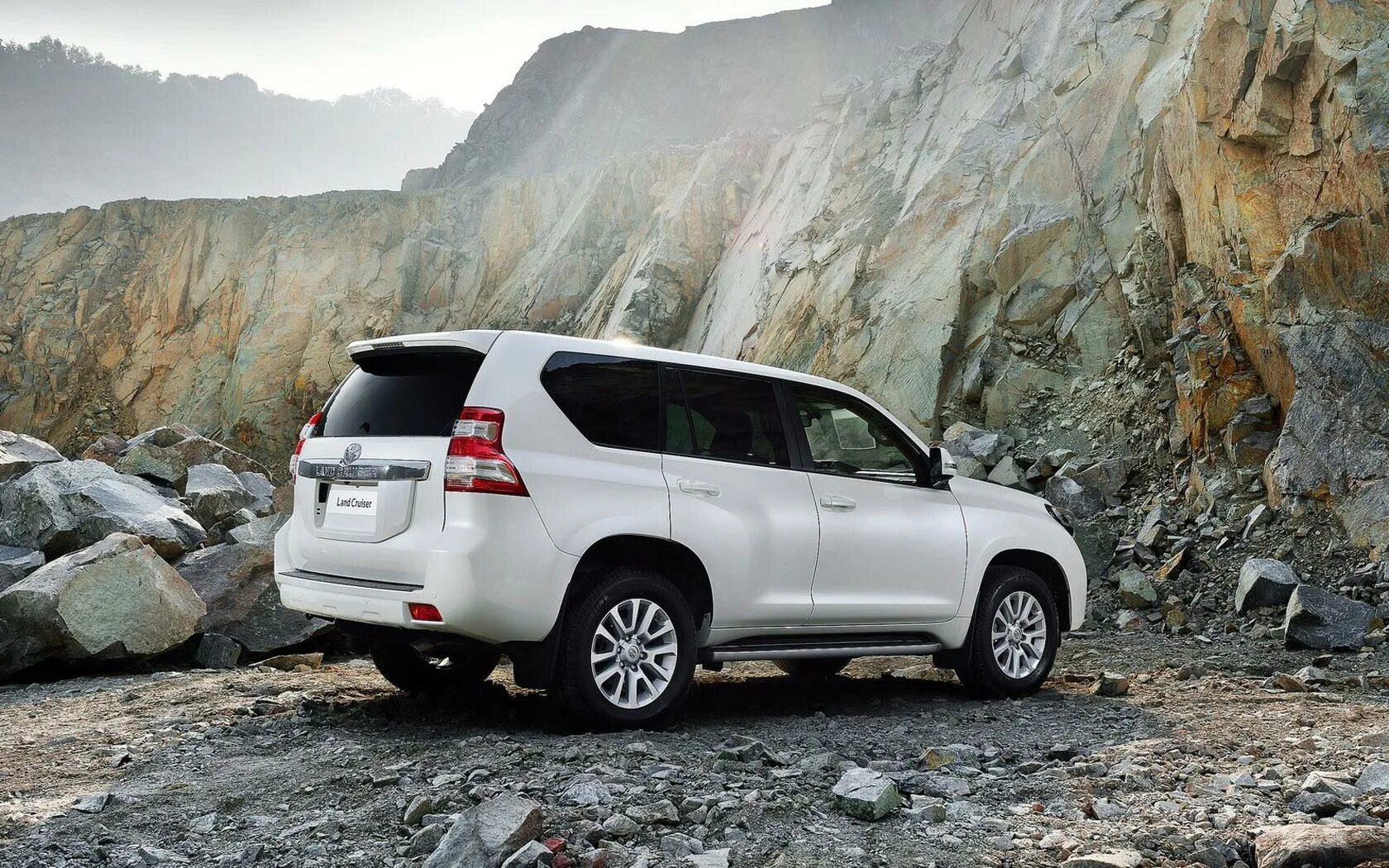 Land cruiser 2014. Toyota land cruiser prado 2013. toyota land cruiser prado 4. toyota land cruiser 0. тойота ландкрузер прадо белый.