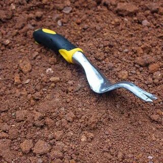 Digging tools