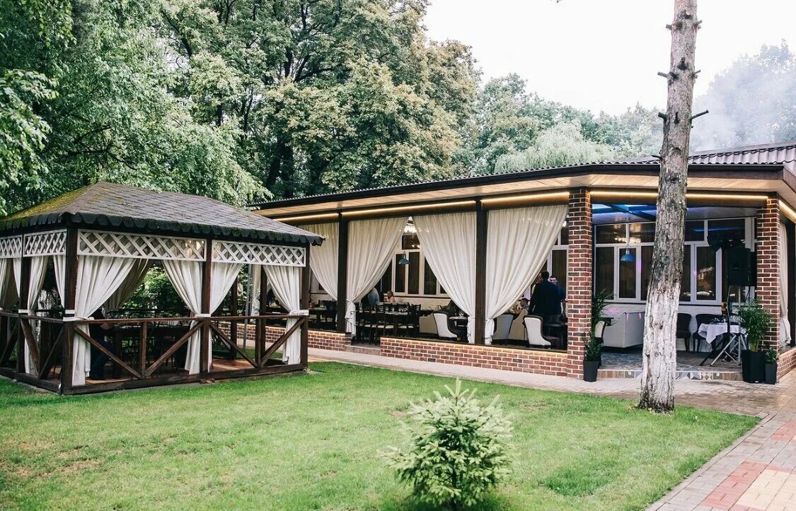 Кафе горячий ключ. Горячий ключ рестораны. Горячий ключ кафе кобулети. Пиццерия личи горячий ключ. Кафе горячий ключ.