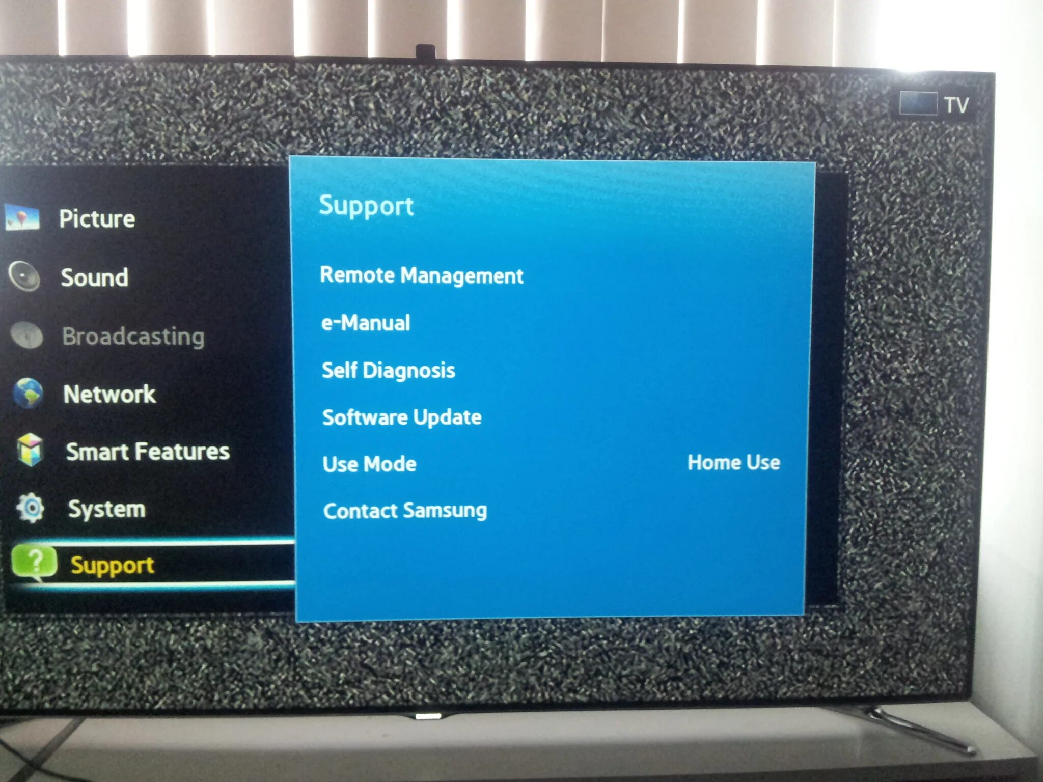 При просмотре телевизора самсунг. Меню телевизора самсунг смарт ТВ. Samsung Smart TV menu 2010. Телевизора самсунг 2014 меню. Телевизор самсунг Сеню.