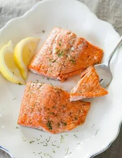 Красная рыба кусочками