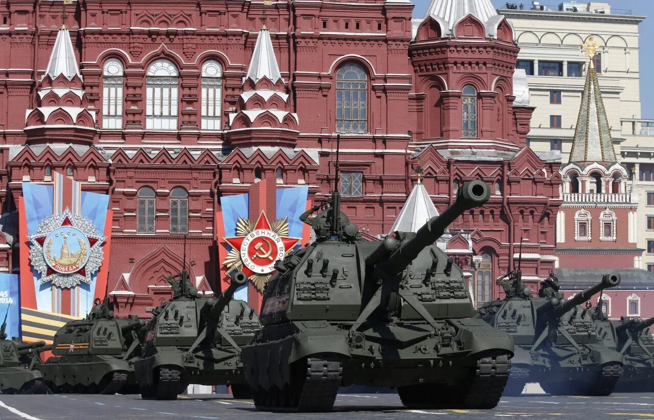 9 мая день победы начало. День Победы парад Победы. День Победы парад на красной площади. День Победы красная площадь. День Победы Москва.