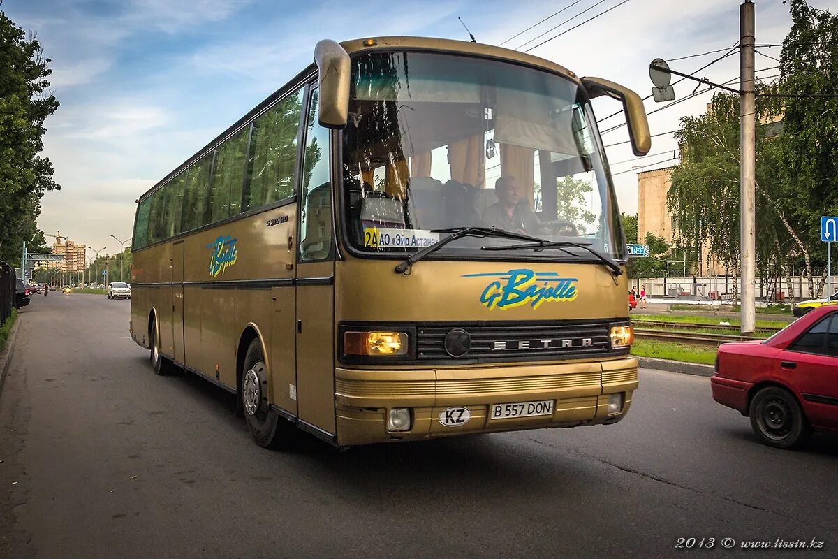 Автобус сетра 215. Автовокзал Сапаржай Астана. Автобус Астана. 31 Автобус Астана. Астану омск купить