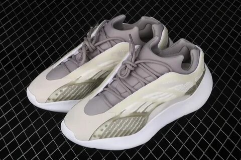 Yeezy 700 v3