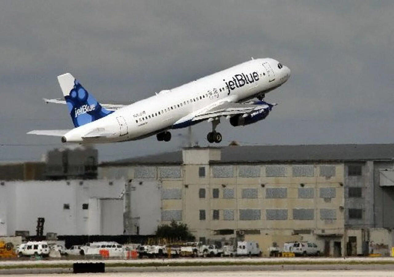 Flight grounded. Flight grounded. Flight grounded. Самолет сити игра. Flight grounded.