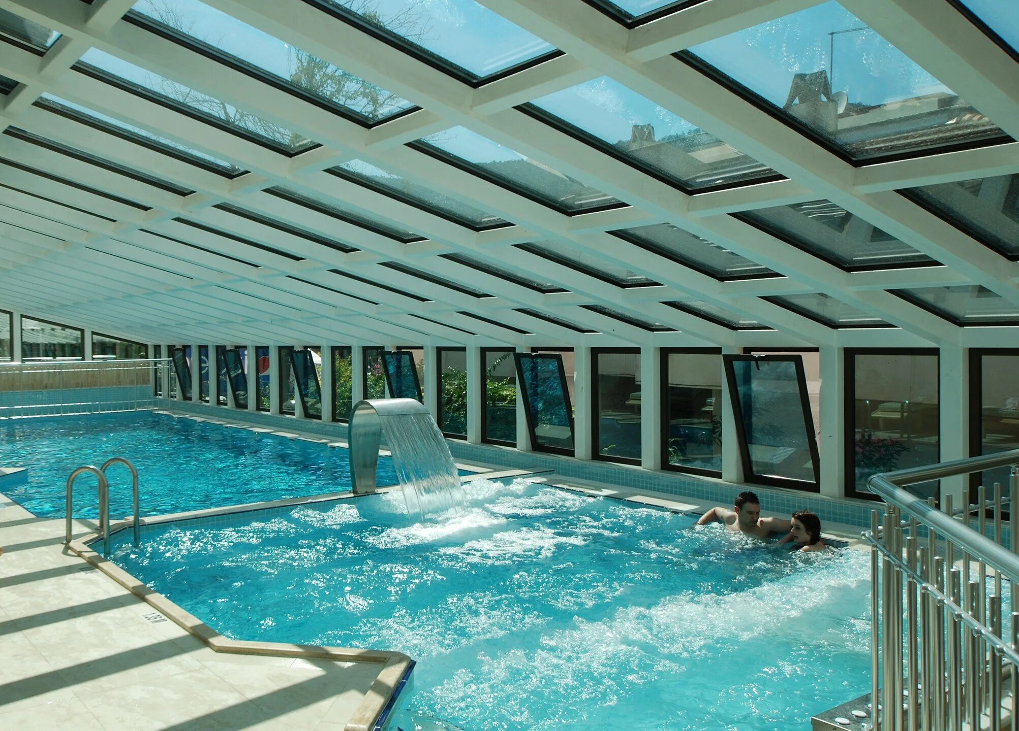 Аква бассейн. Отель aqua мармарис. бассейн закрытый в отеле. закрытый бассейн в гостинице. турция отель бассейн.