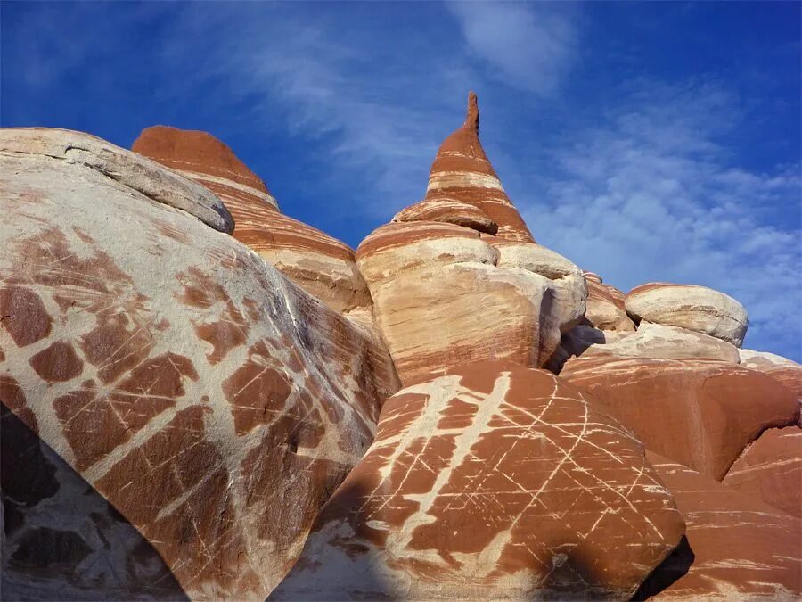 Каньон блю джон. Blue john canyon. Джон кэньон. Отвесный склон каньона. Каньон блю джон вид сверху.