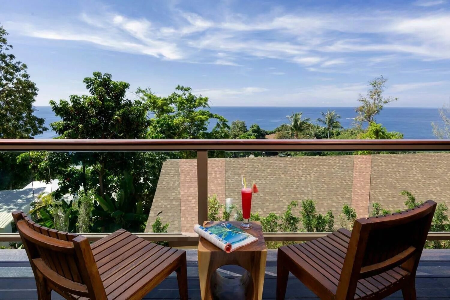 4 rest 3. Секрет клифф пхукет. secret cliff resort &amp; restaurant 4*. secret cliff resort restaurant 4 karon. secret cliff resort &amp; secret cliff villa.
