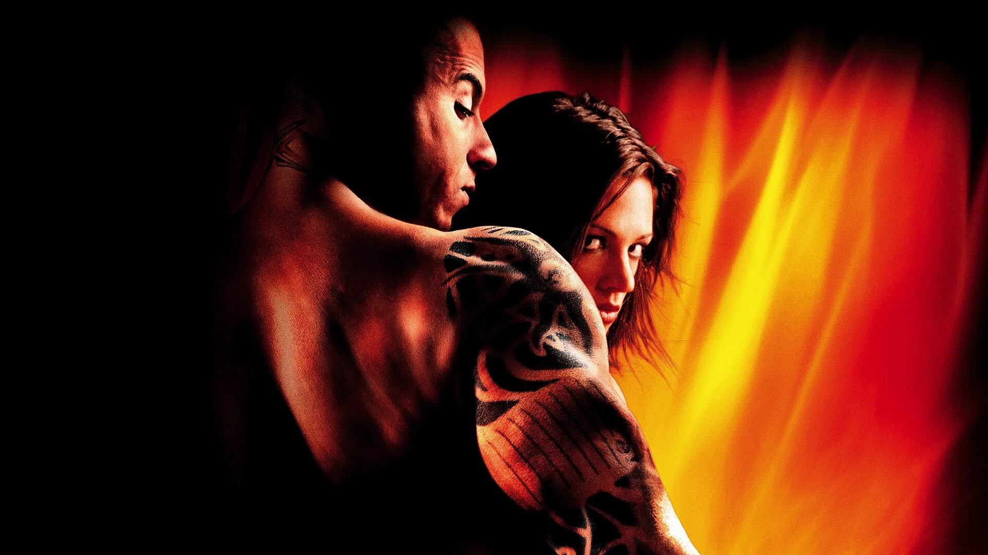 Азия Ардженто В Коротком Платье – Три Икса (2002)