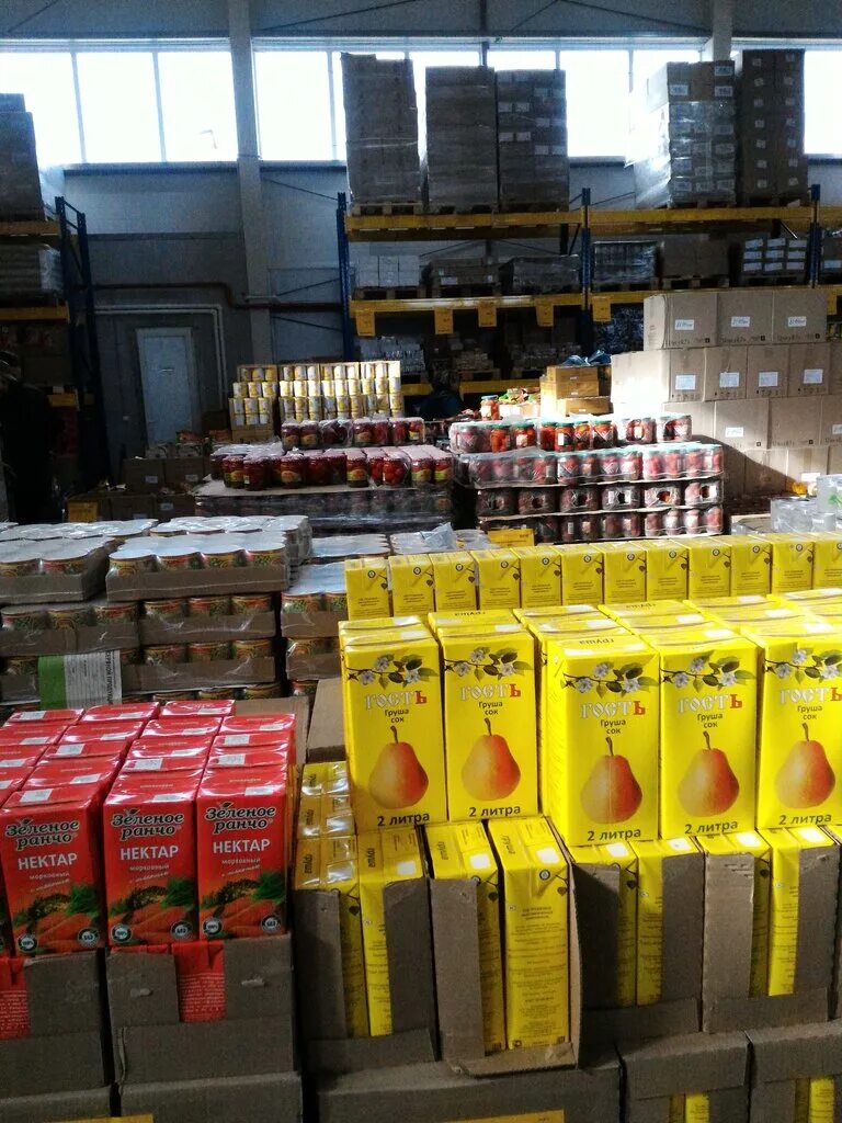 Большой светофор в магазине. Товары в магазине светофор. Матрас в светофоре. Магазин светофор в балабаново. 2%.
