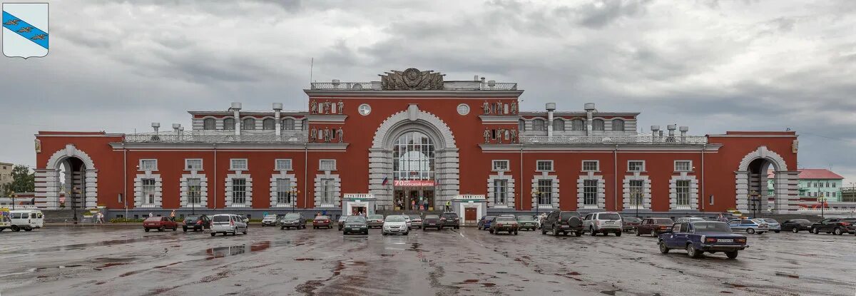 Железнодорожный вокзал Курск, Курск. Здание ж/д вокзала Курск. Вокзал города Курска. Курский вокзал Курск.