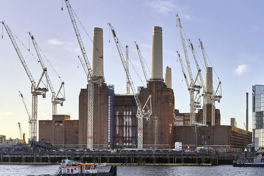 Заброшенная воронежская атомная станция. Тэц баттерси. Тэц баттерси интерьер лондон. Джон харрисон морской хронометр. Угольная электростанция battersea.