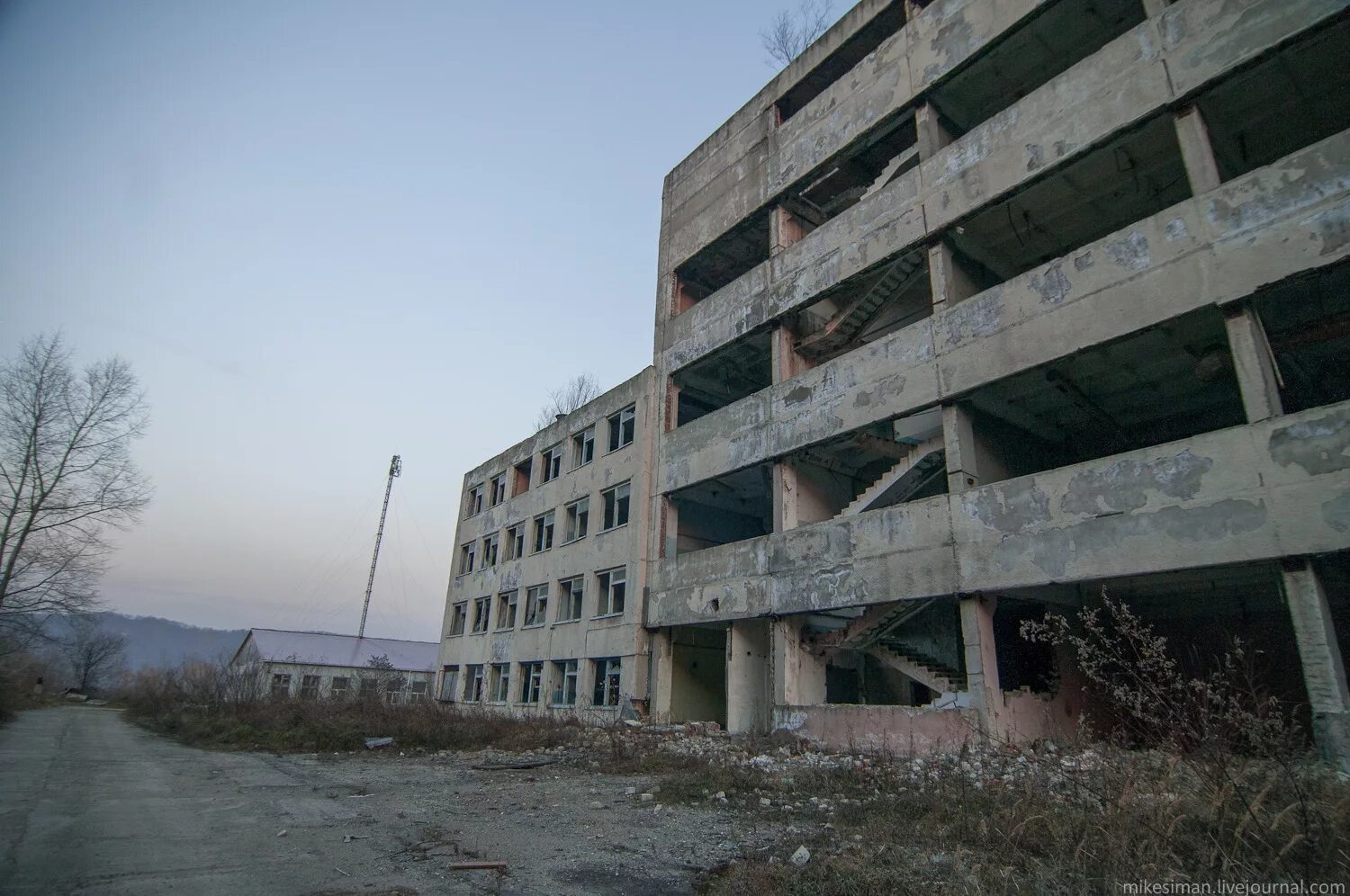 Погода на сегодня партизанск. Село Авангард Приморский край. Район ХФЗ Партизанск. Партизанск химико-фармацевтический. Партизанск Приморский край заброшенные места.