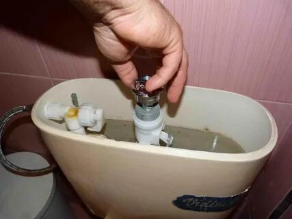 Бежит бачок что делать