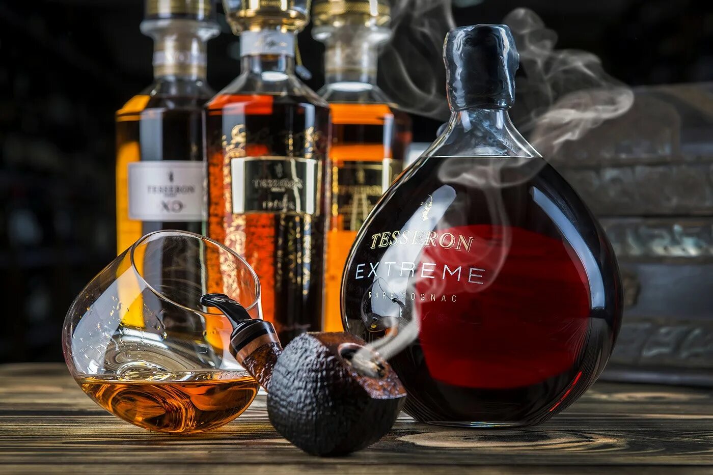Коньяк презентация. Коньяк бренди. Коньяки хеннесси градация. Производство коньяка. Коньяк марки.