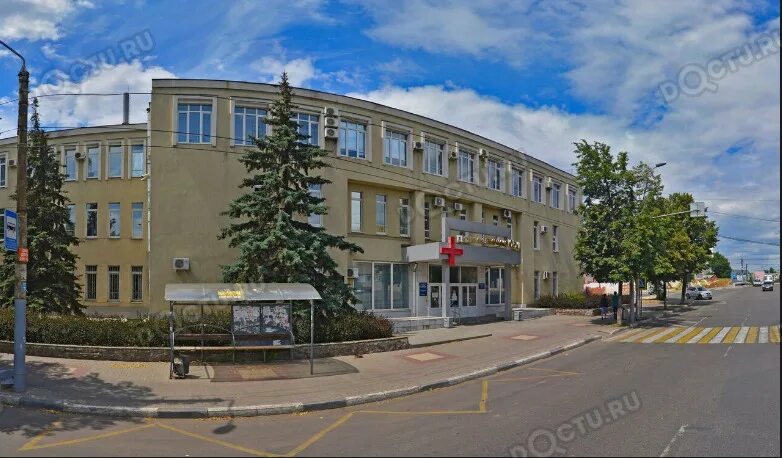 Воронеж земская больница воронеж. Поликлиника 1 воронеж проспект революции. Поликлиника 1 воронеж проспект революции. Больница проспект революции. Проспект революции 12 воронеж.